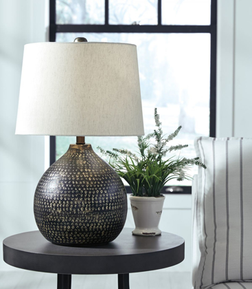 Picture of Maire Table Lamp