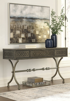 Picture of Quinnland Console Sofa Table