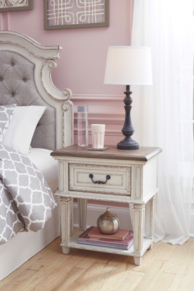 Picture of Realyn Nightstand