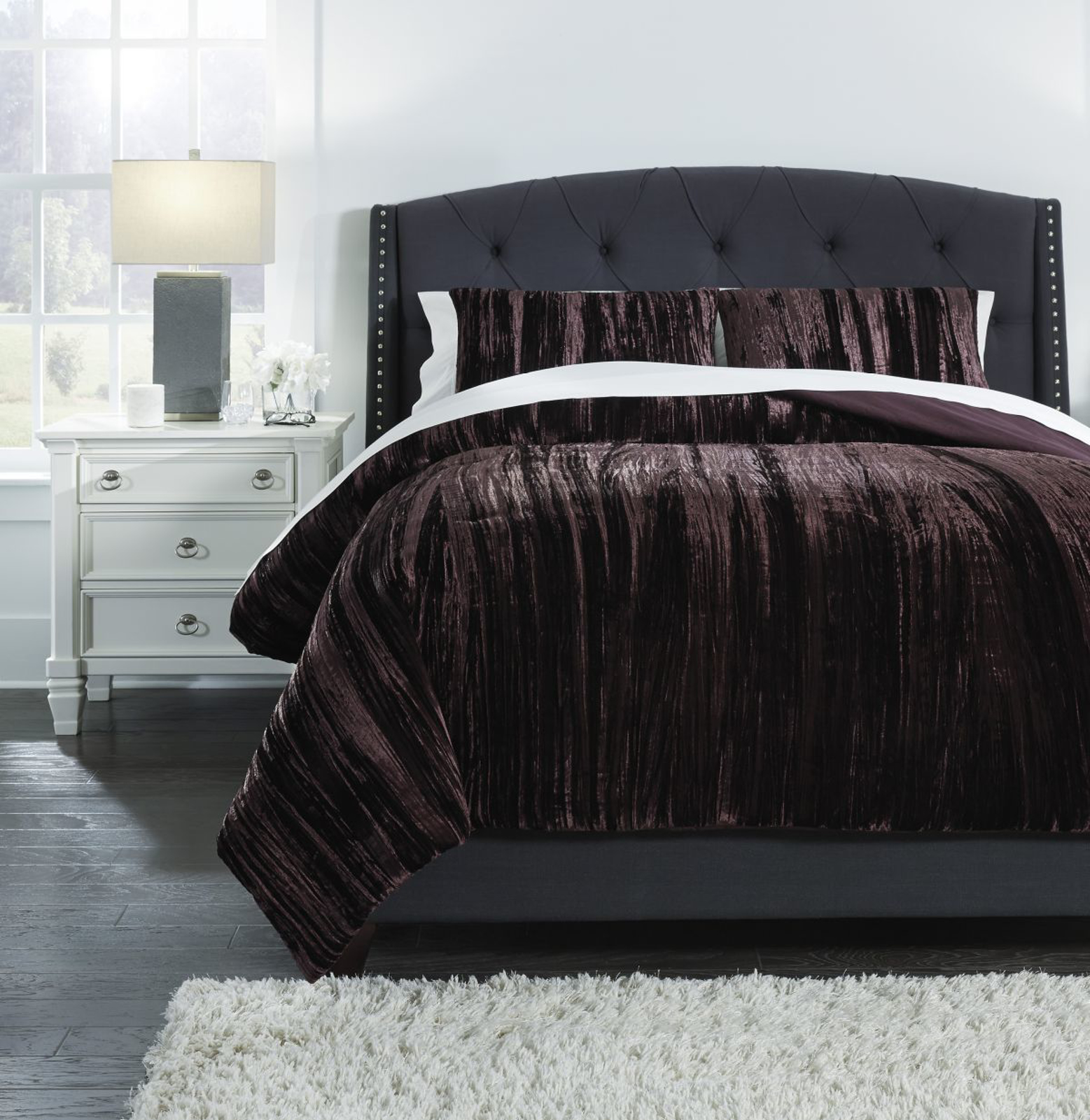 Picture of Wanete King Comforter Set