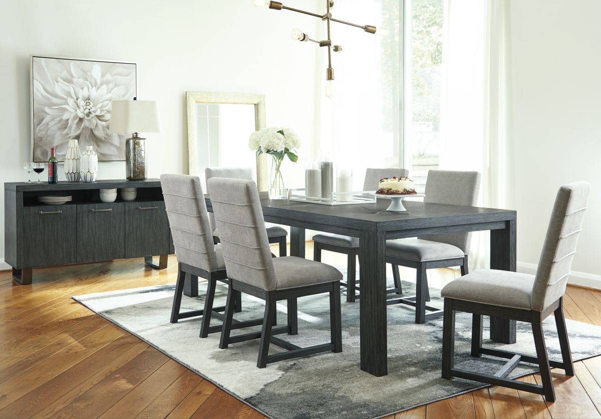 Bellvern Dining Table