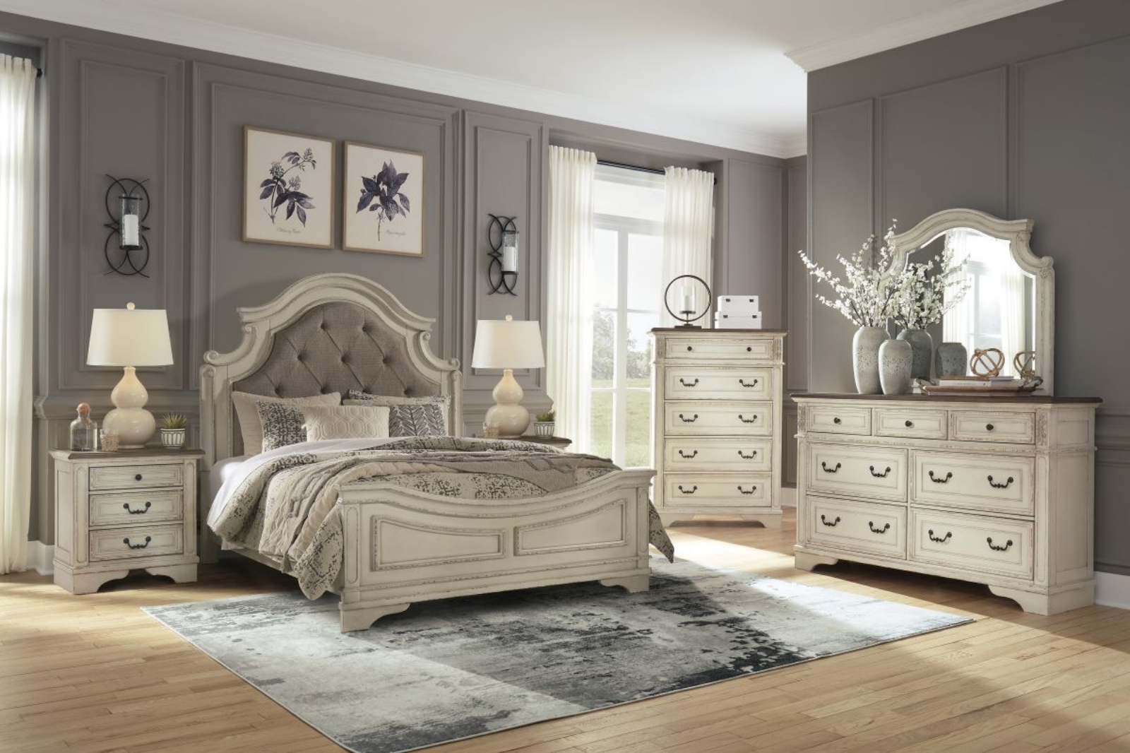 Picture of Realyn Queen Bedroom Group