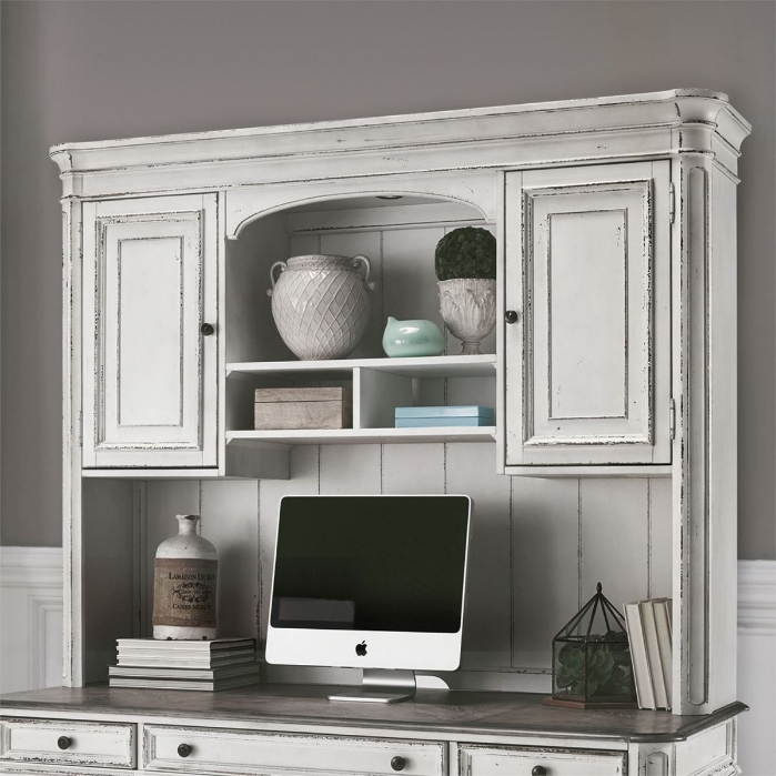 Picture of Magnolia Manor Credenza Hutch