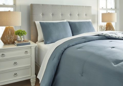 Picture of Ashley Adason King Comforter Set, Blue/White