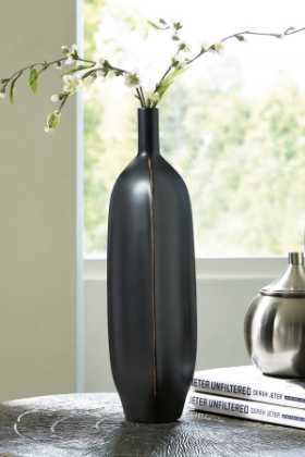 Picture of Rhaveney Vase