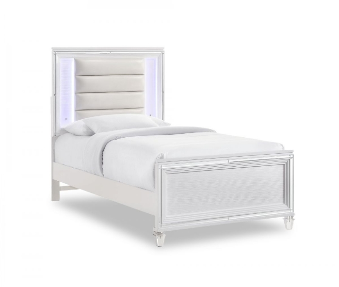 Picture of Twenty Nine Twin Size Bed
