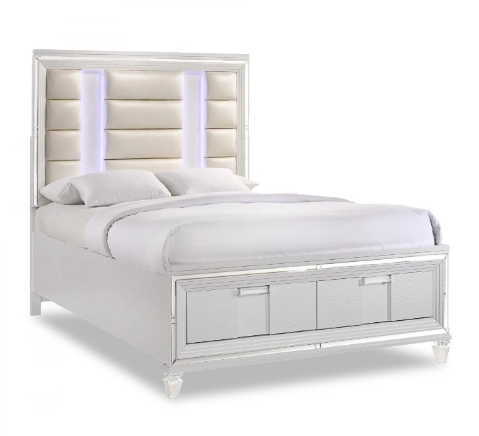 Picture of Twenty Nine Queen Size Bed