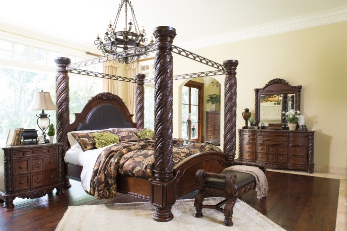 Picture of North Shore 6 Piece King Bedroom Group