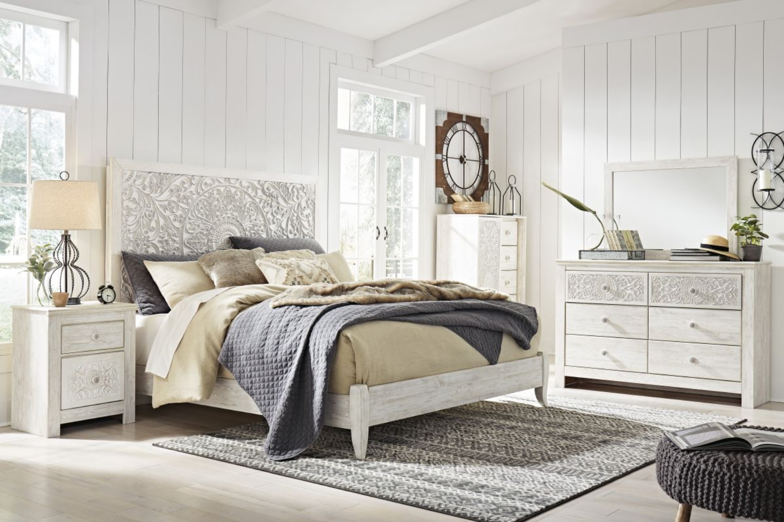 Picture of Paxberry 5 Piece Queen Bedroom Group