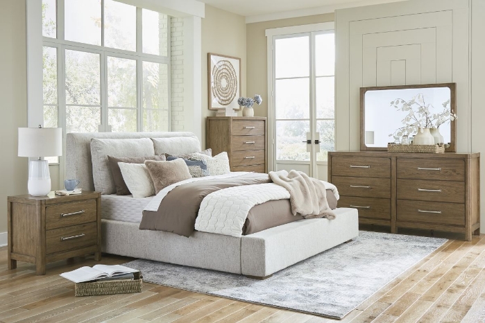 Picture of Cabalynn 4 Piece Queen Bedroom Group