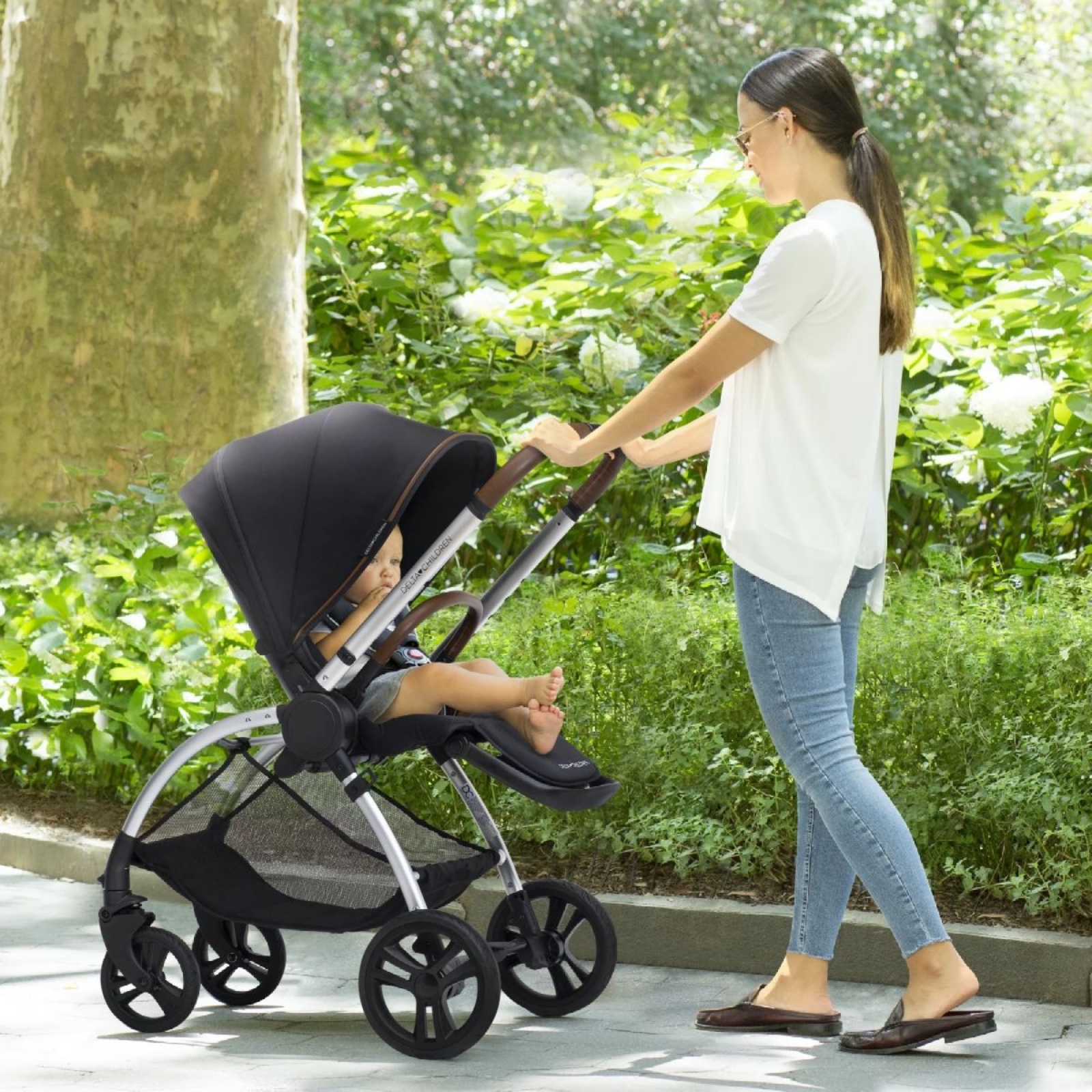 Revolve Reversible Stroller