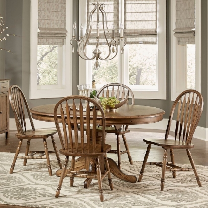 Picture of Carolina Crossing Dining Table