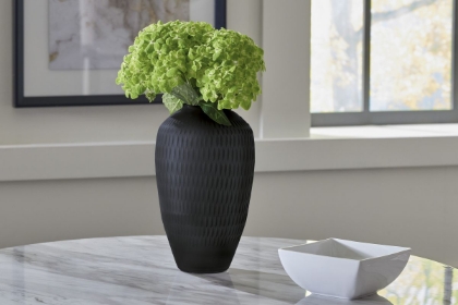 Picture of Etney Vase
