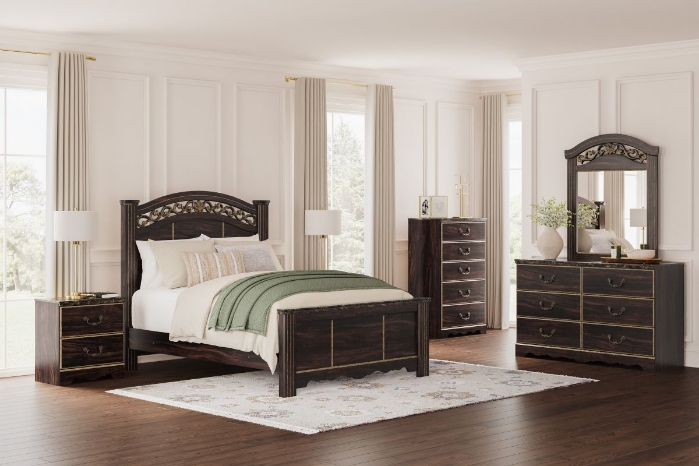 Picture of Glosmount 5 Piece Queen Bedroom Group