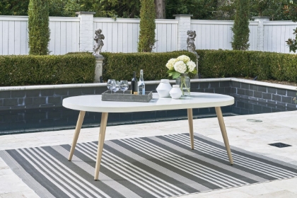 Picture of Seton Creek Outdoor Dining Table
