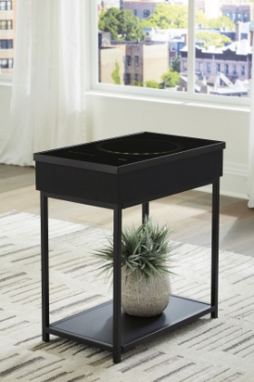 Picture of Gemmet Accent Table