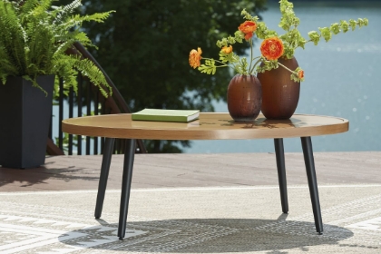 Picture of Horizon Hall Outdoor Coffee Table