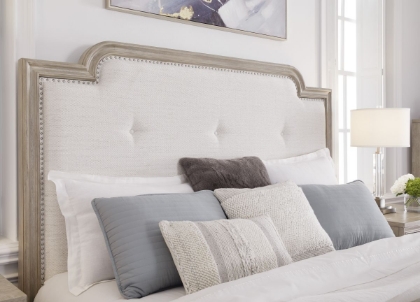 Picture of Jorlaina Queen Size Bed