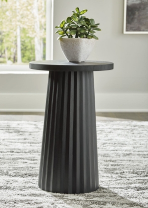 Picture of Ceilby Accent Table