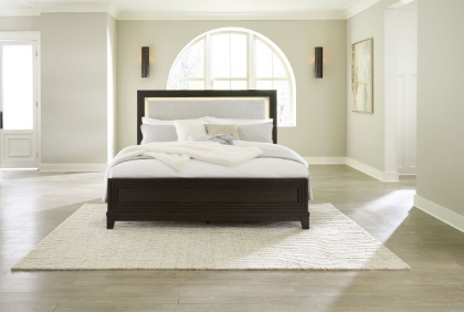 Picture of Neymorton King Size Bed