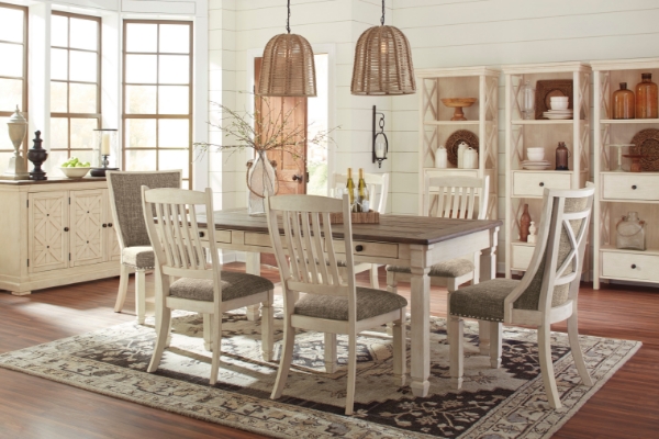 Holiday Hosting: Dining Room Furniture and Table Setting Ideas