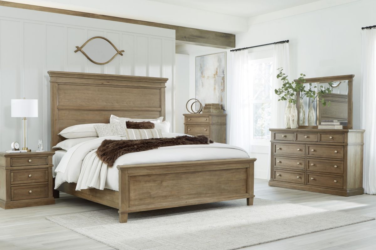 Picture of Mylarken Queen Bedroom Group