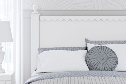 Picture of Mollviney Full Size Headboard