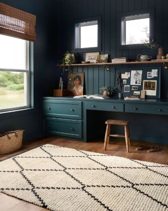 Picture of Chris Loves Julia x Loloi Alice 5'2" x 7'6" Rug