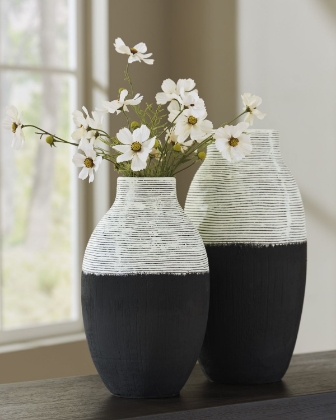 Picture of Girtha Vase