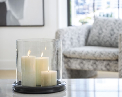 Picture of Saskia Candle Holder